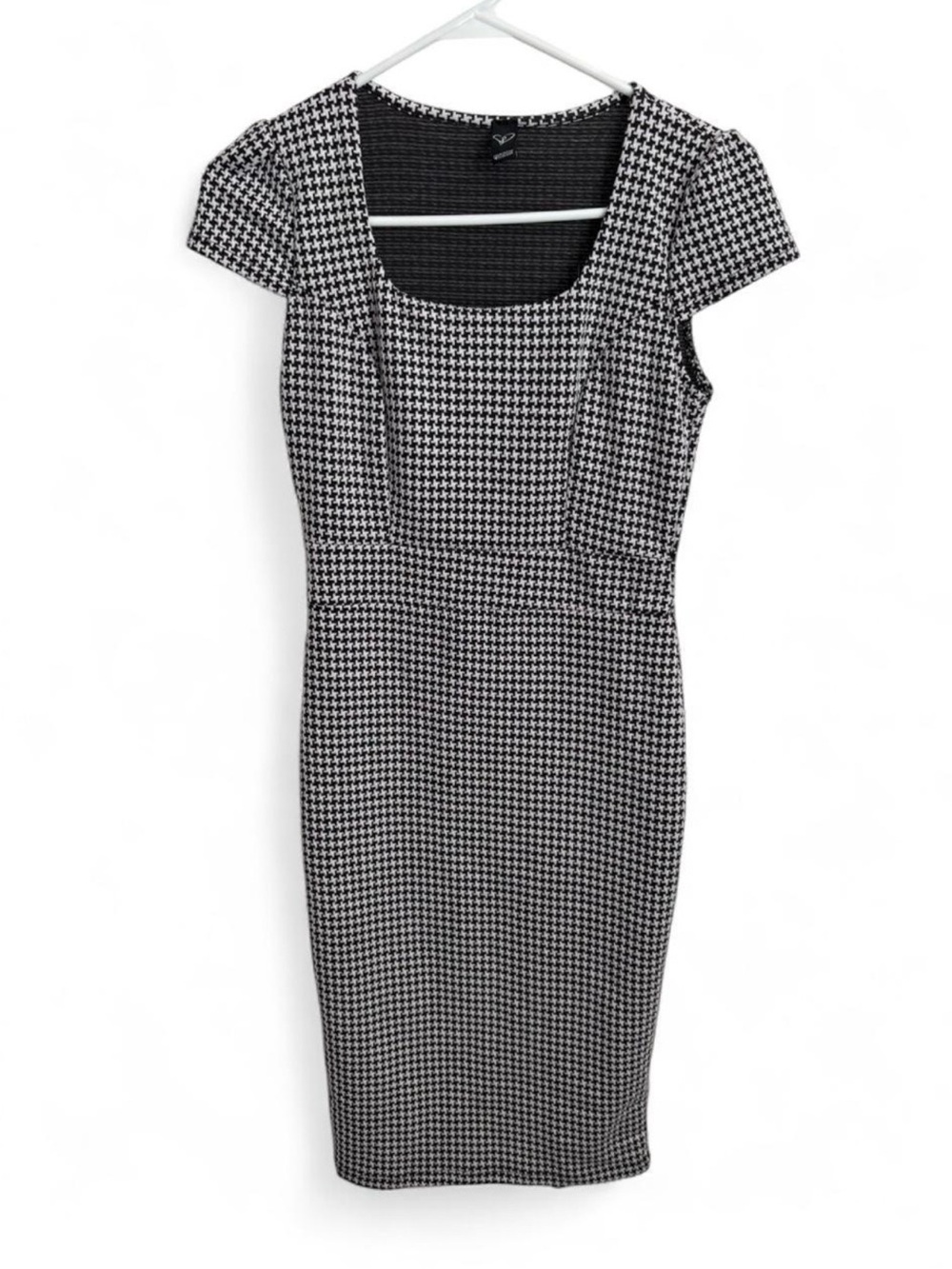 Windsor Black White Houndstooth Sloan Sheath Dress Cap Sleeve Size Medium - Picture 1 of 5